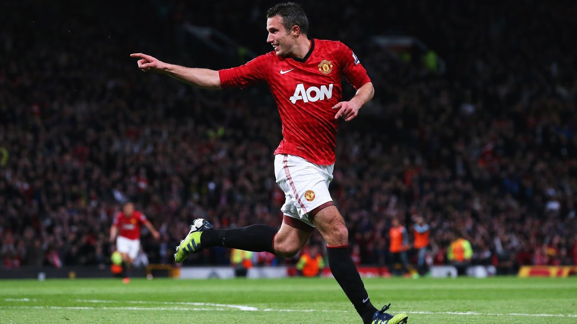 中锋是否应承担更多战术支点任务，中锋在球队的作用